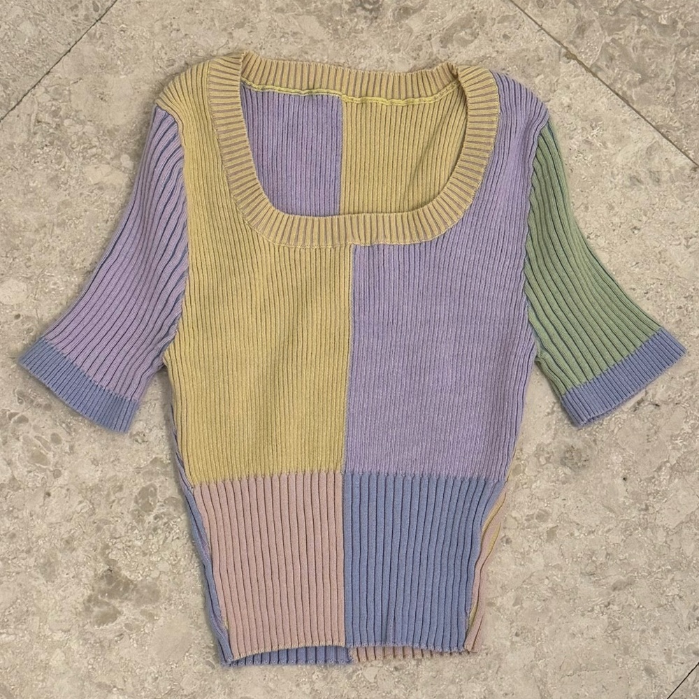 Color block ribbed crop top